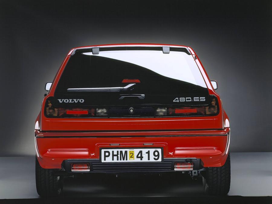  Volvo 480 1987 года  (фото 14 из 17)